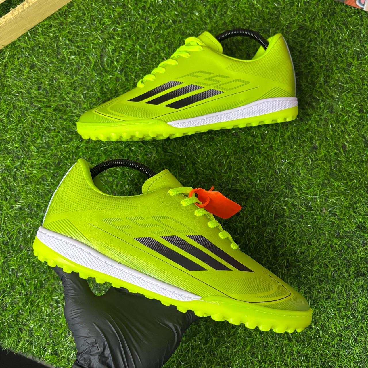 ⚽ Guayos F50 Neón